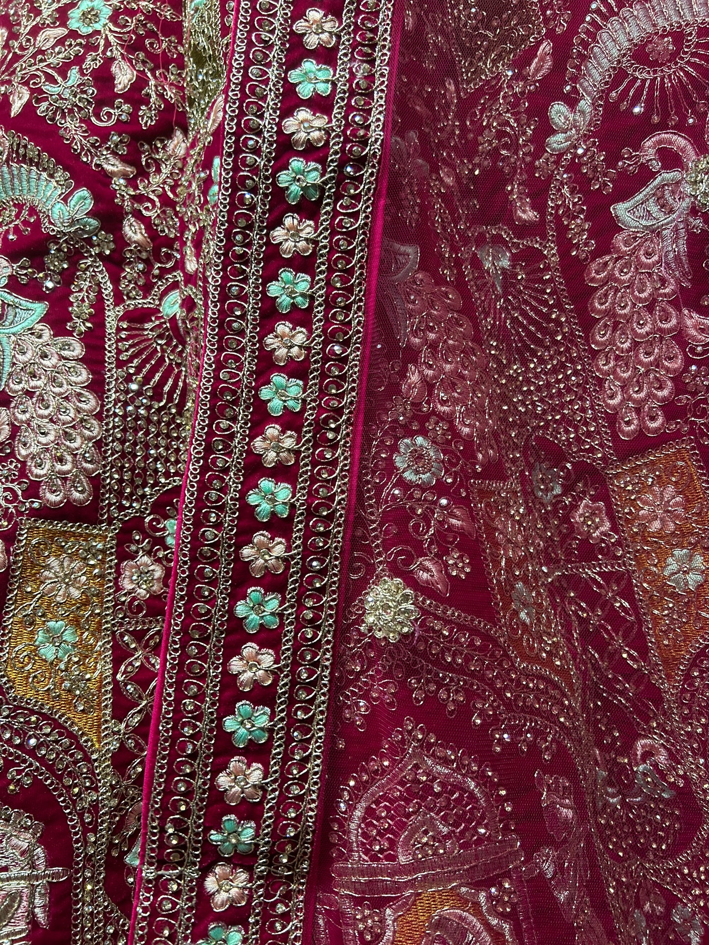 Lavishing red doli Barat bridal lehenga