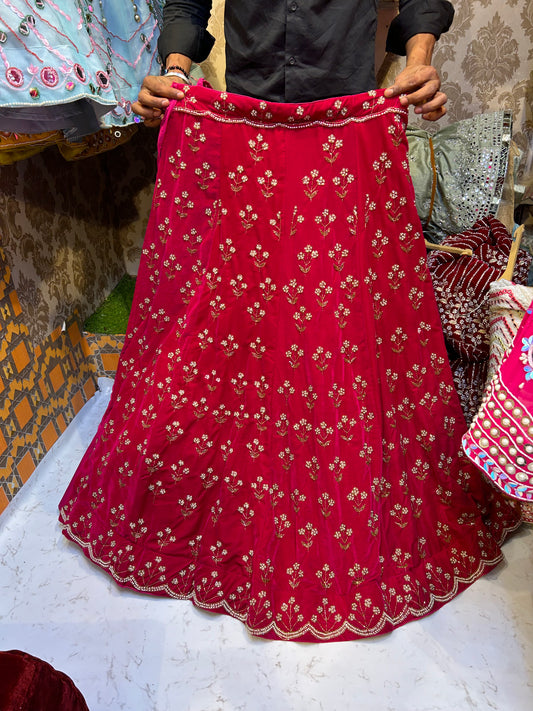 Lehenga roja ardiente😍