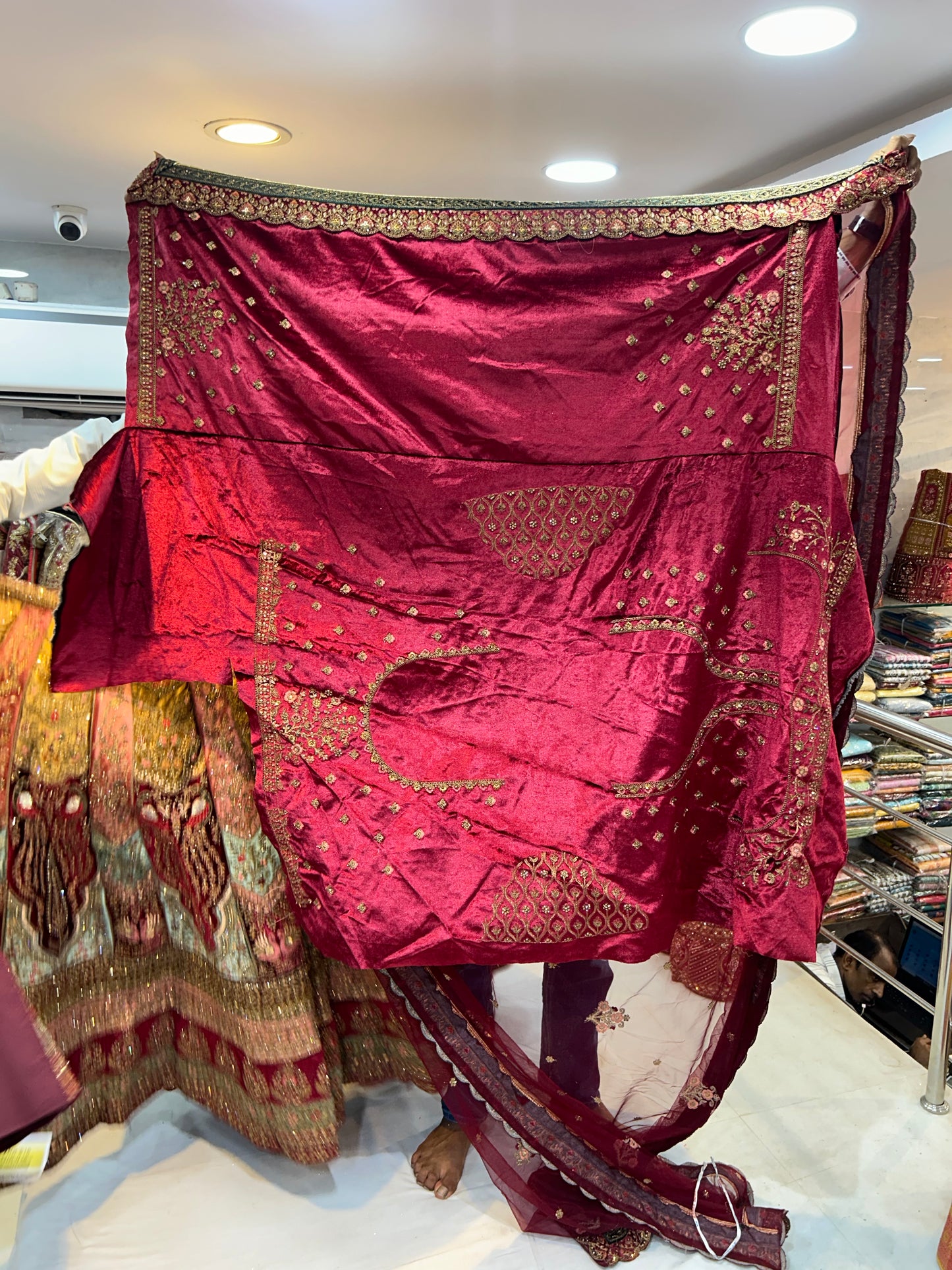 Lehenga nupcial color mostaza dorada