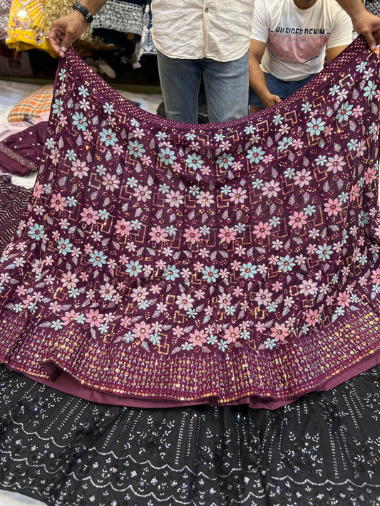 Increíble lehenga morada