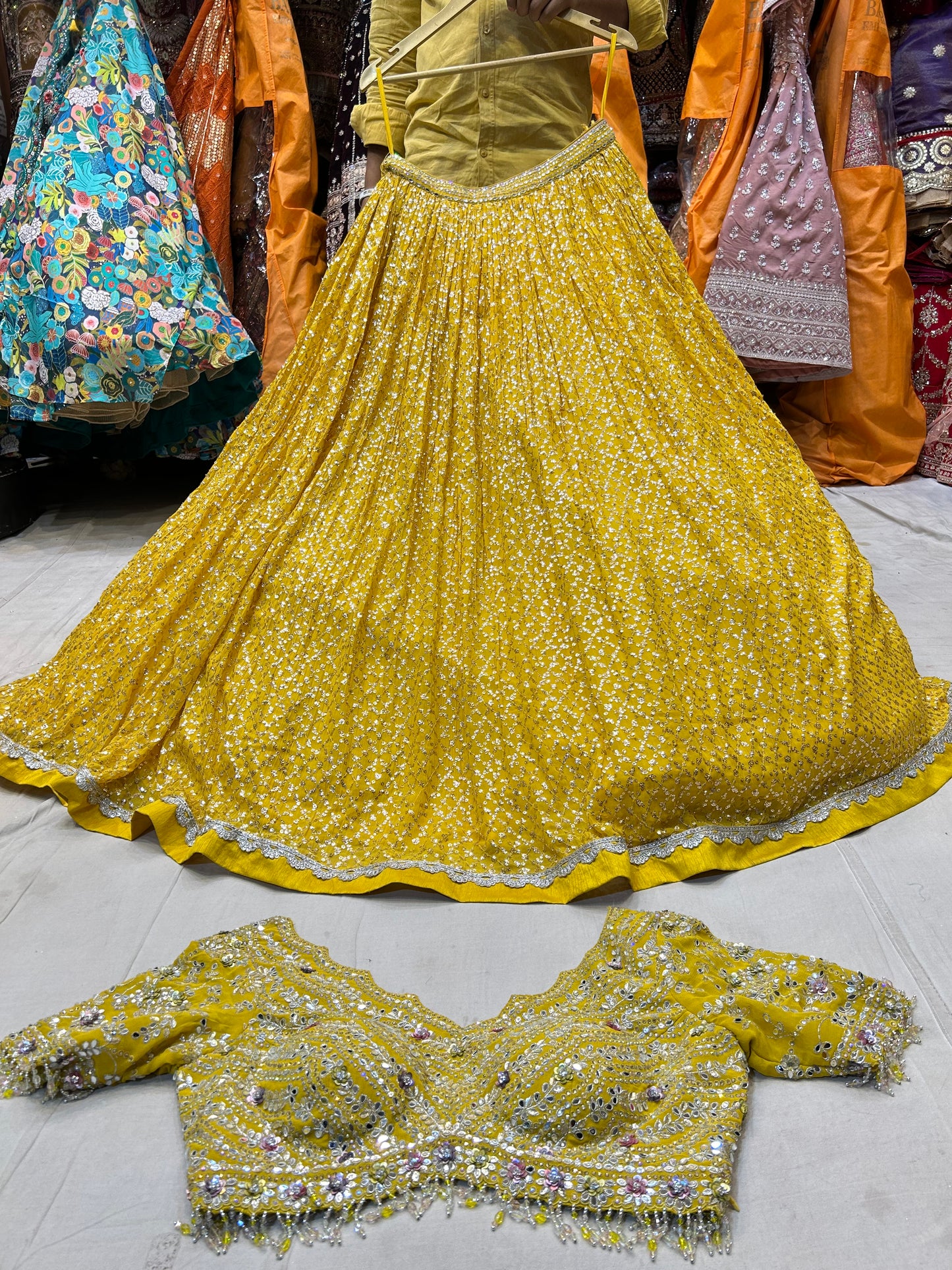 Girlish yellow lehenga 😍