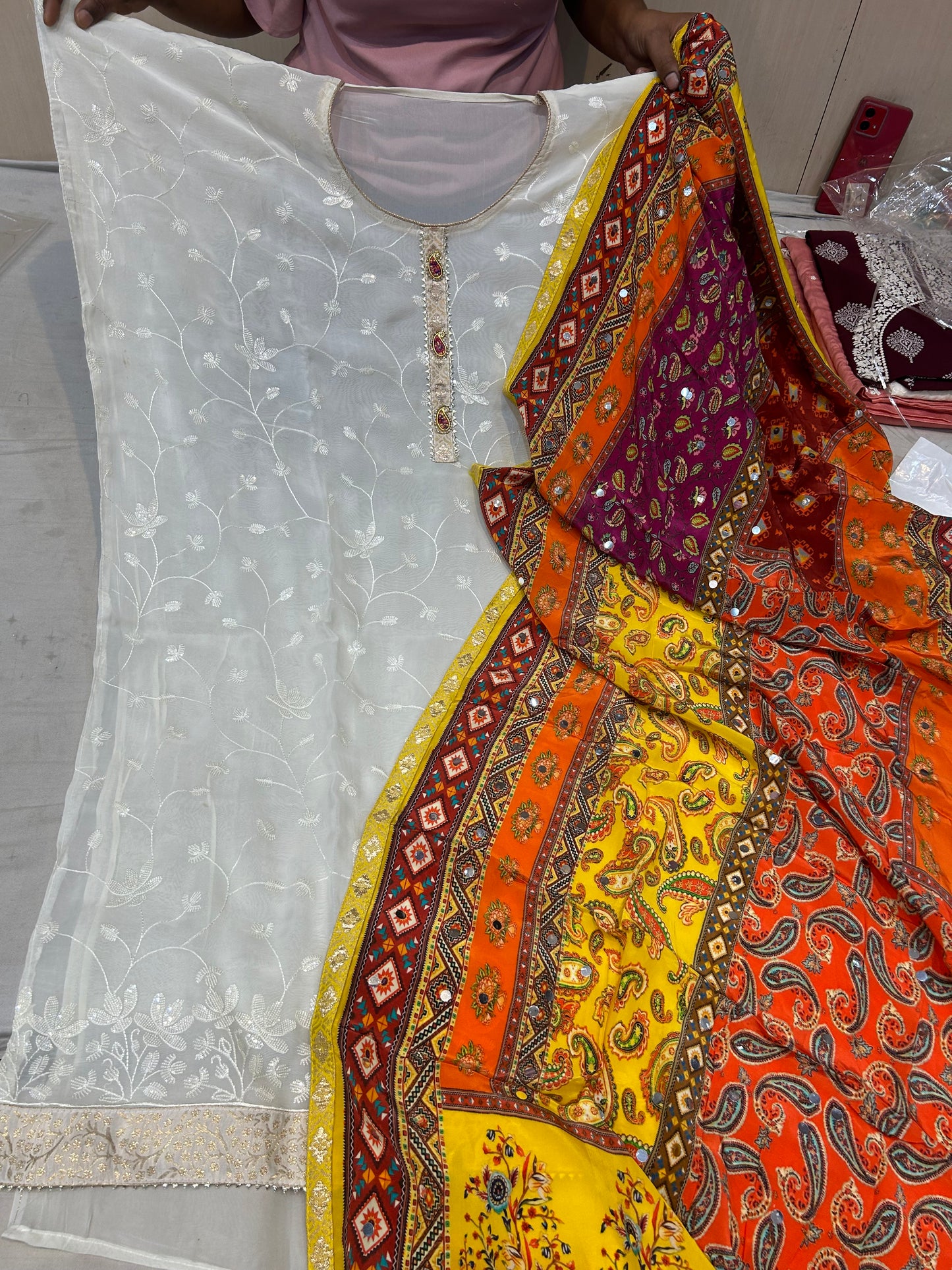 White stylish Unstitched Suit Chandni Chowk Delhi