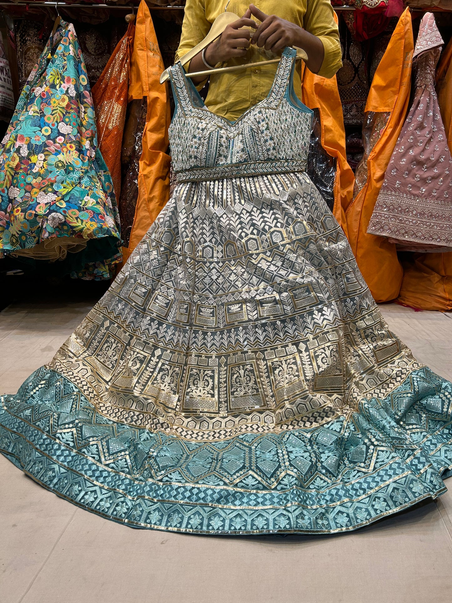 Lehenga elegante de color azul cielo 😍