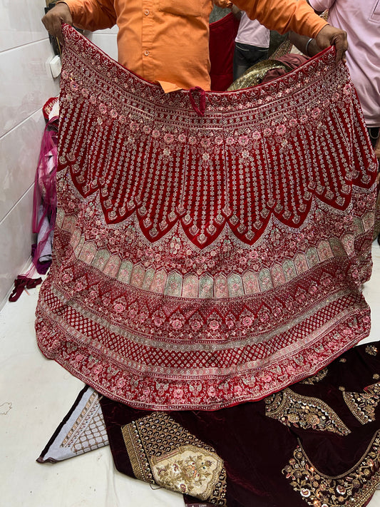 Famosa lehenga jhumka roja