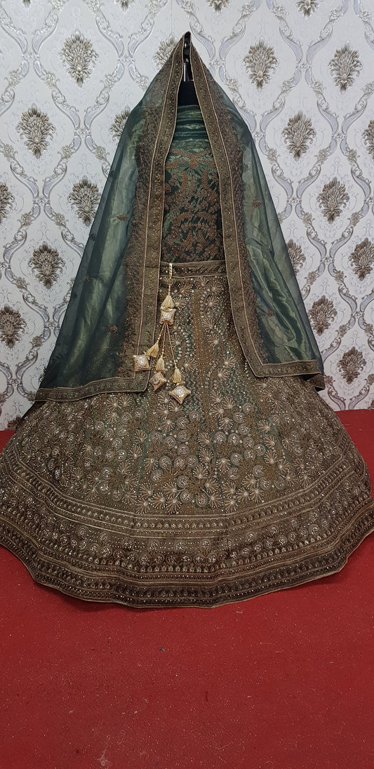 Fabulosa lehenga verde