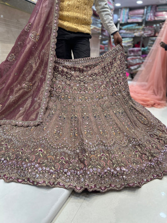 Extraordinary heavy Lehenga