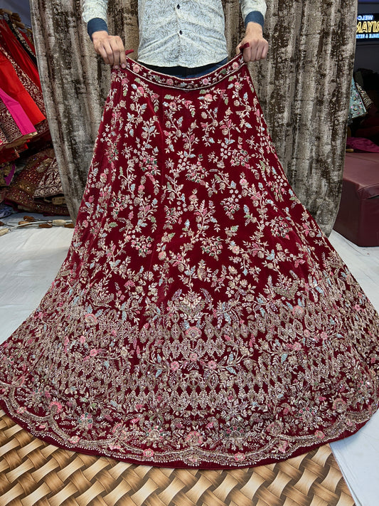 Amor Rojo Trabajo hecho a mano Zardozi Dabka Lehenga