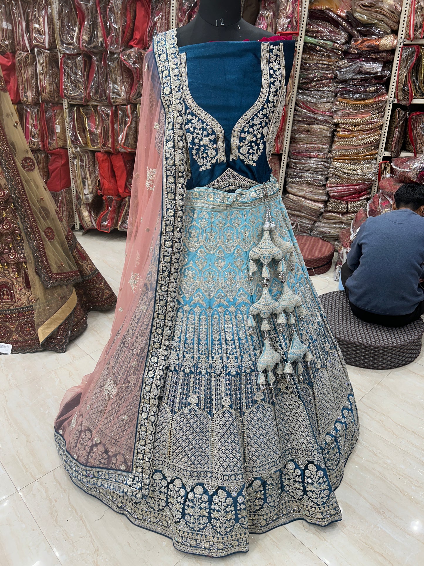 Lehenga de diseñador en color azul cielo ❤️