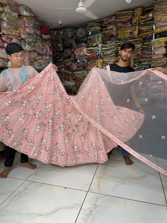 Fantástica lehenga rosa bebé 😍