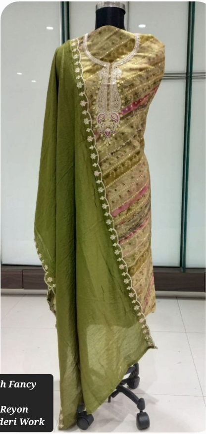 Fantastic green Unstitched suit