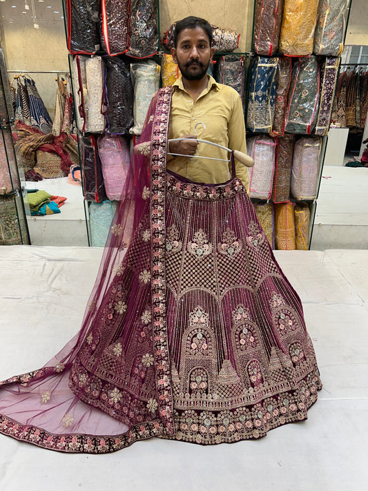 Lehenga marrón asombrosa