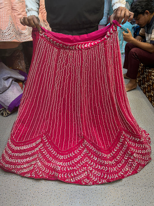 Lehenga de diseñador en color rosa y rojo para niña ❤️