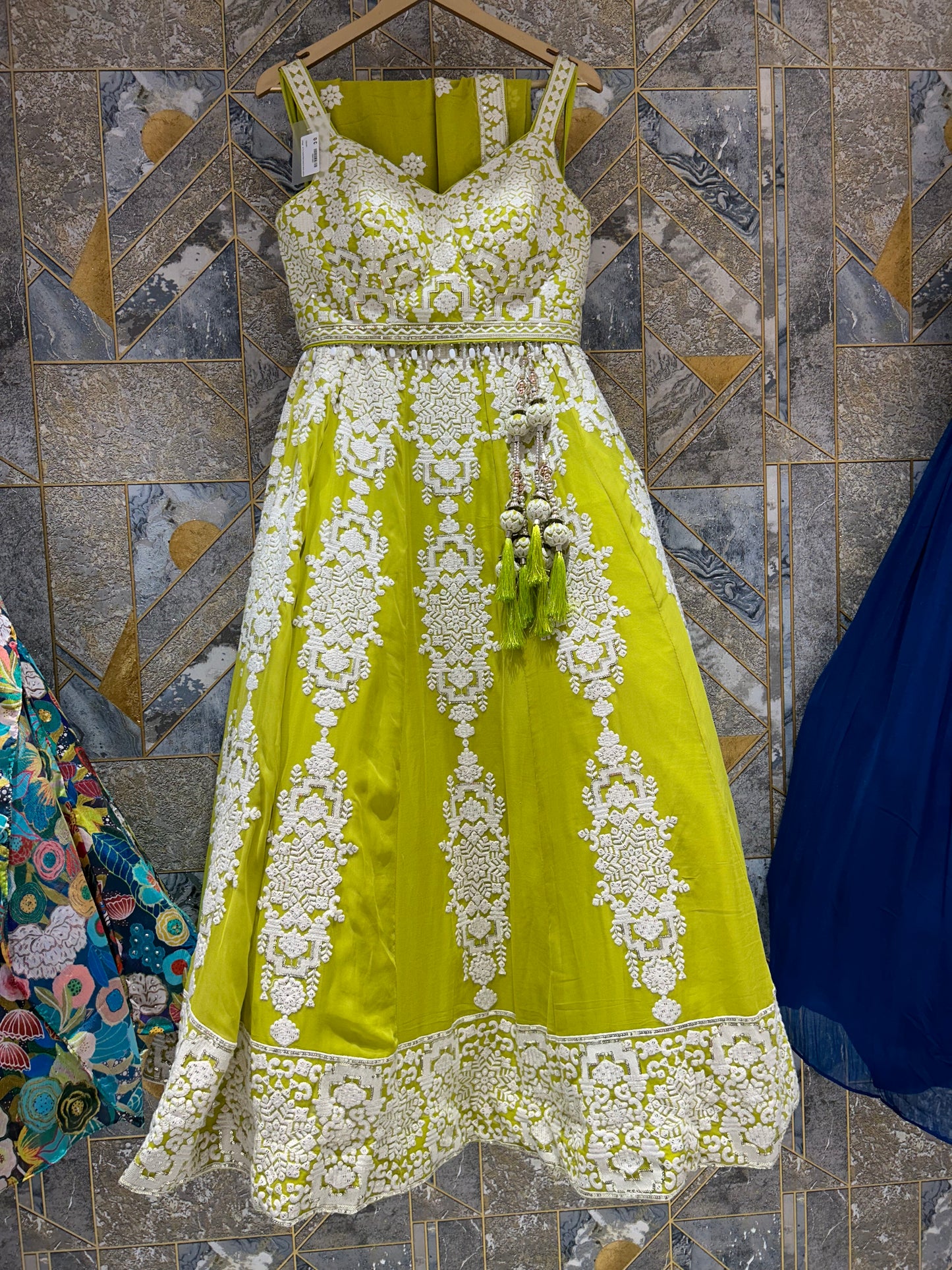 Awesome yellow Green lehenga 💖