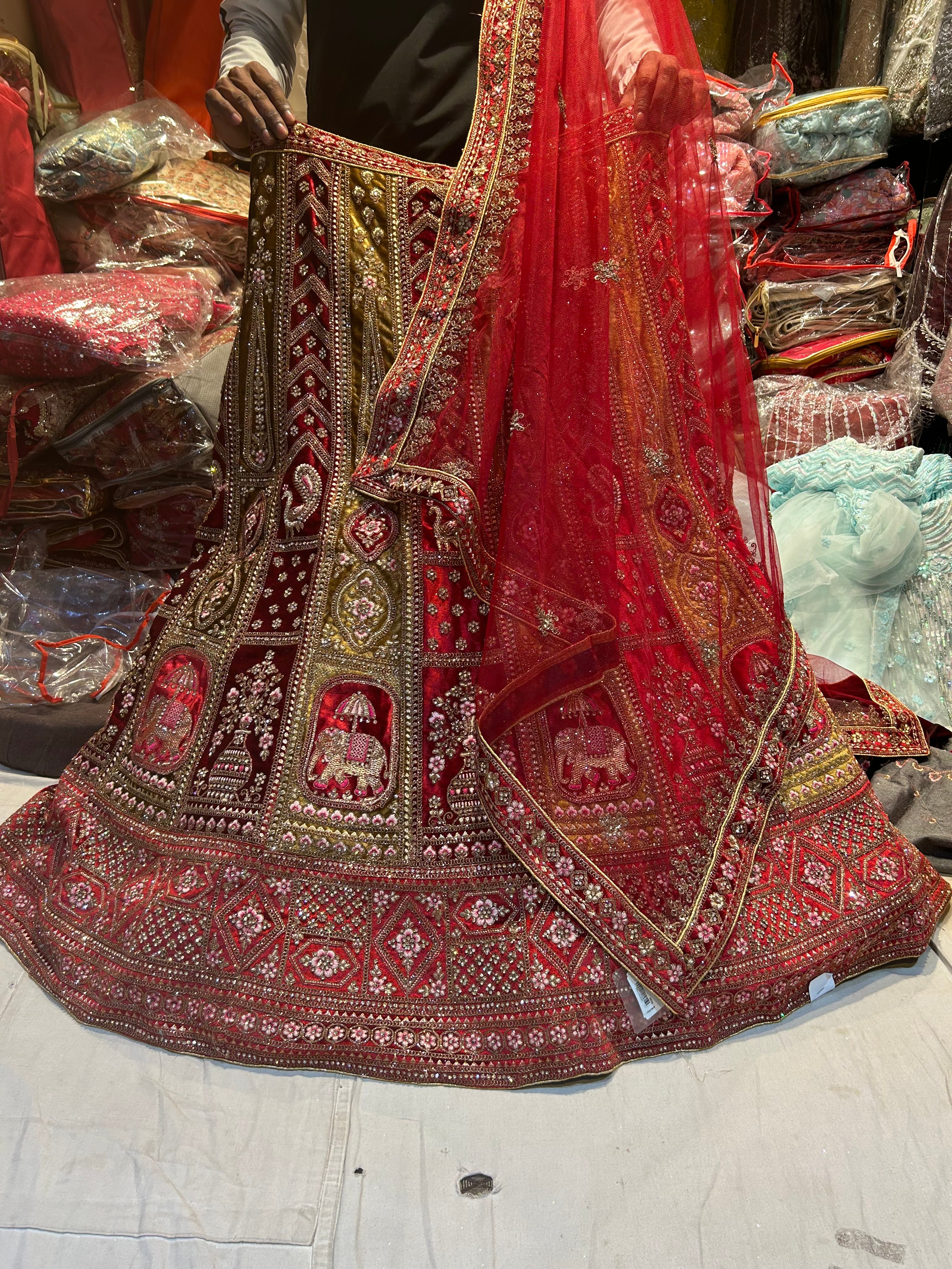 10 Places To Buy Bridal Lehengas In Chandni Chowk | So Delhi