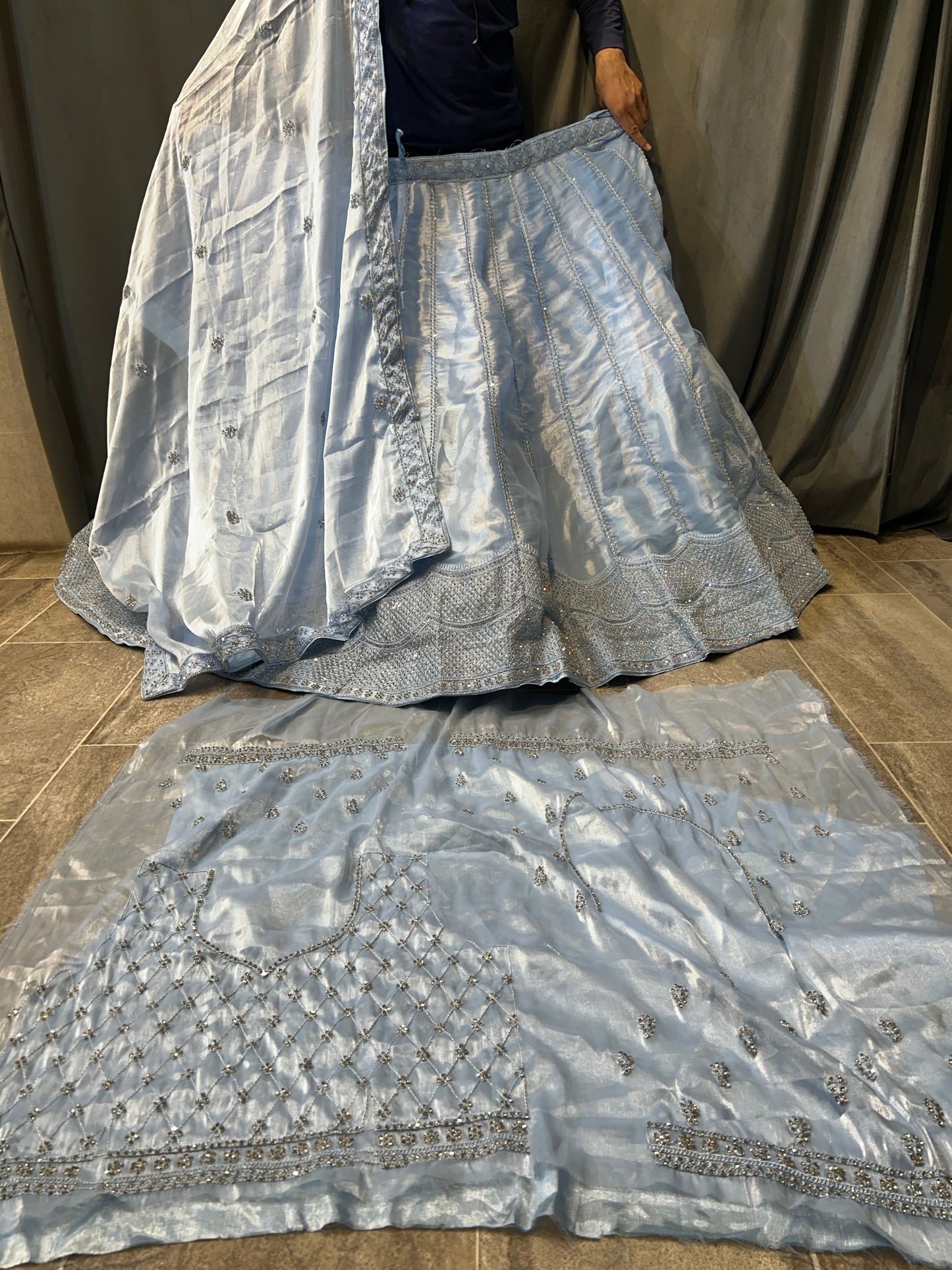 Extraordinaria lehenga azul cielo