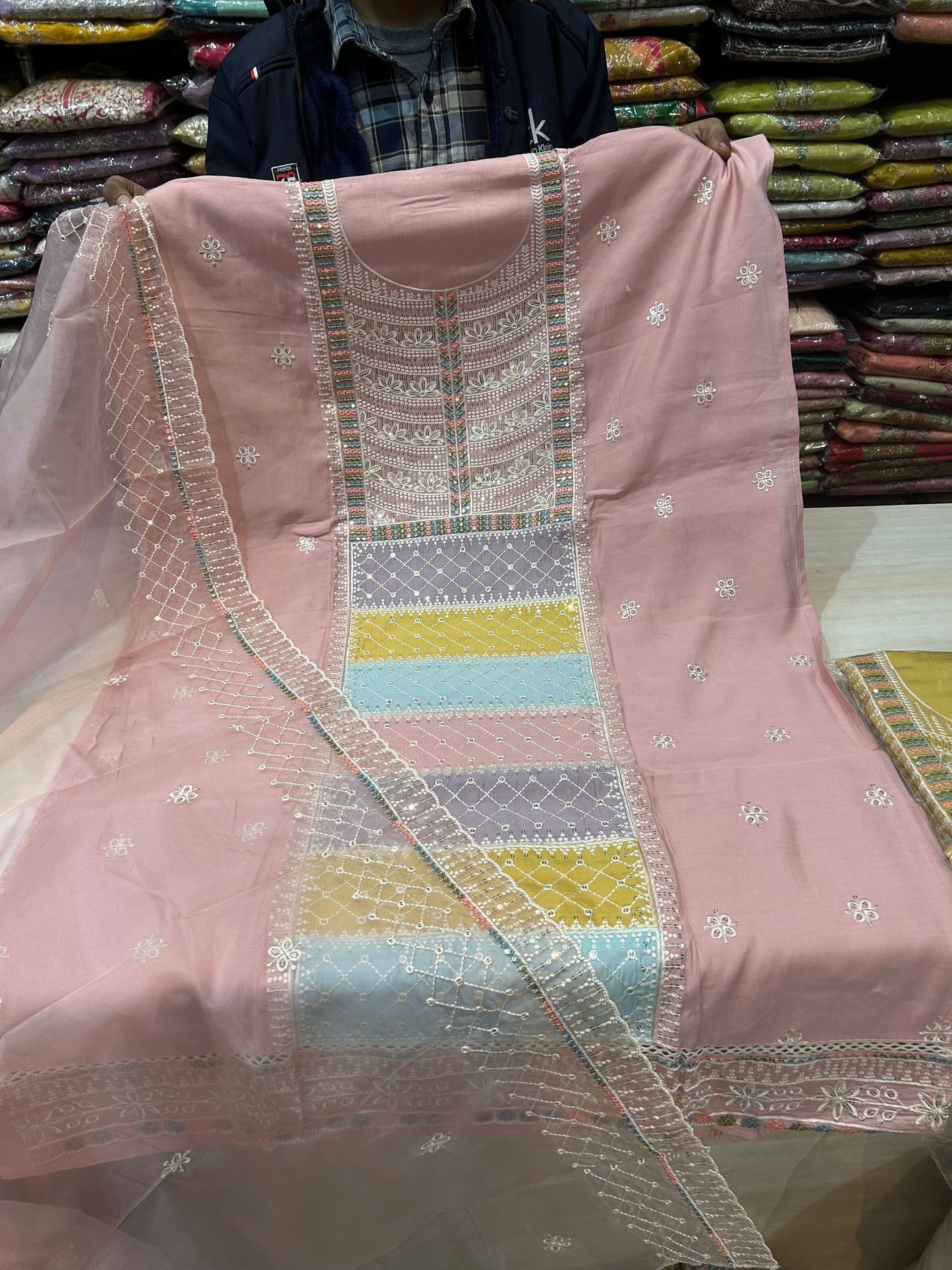 Fantástico vestido de traje salwar sin coser en color rosa bebé (talla única)