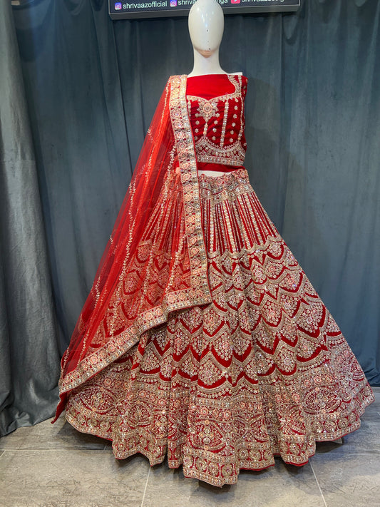 Deliciosa lehenga de novia