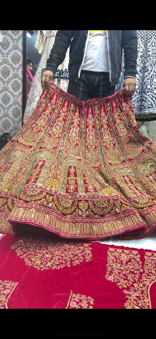 Blusa de corsé pesado hecha a mano Lehenga nupcial roja