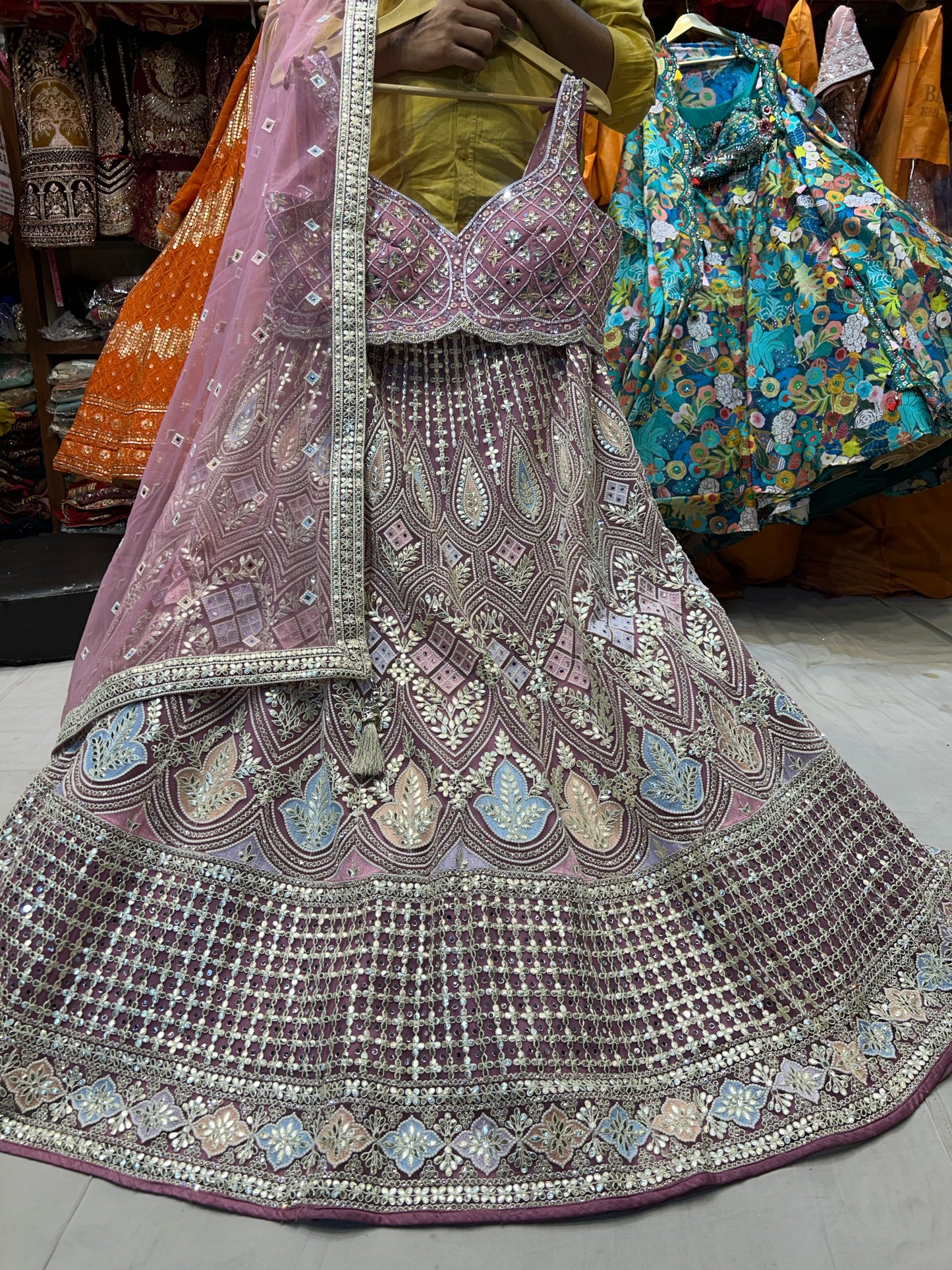 Magnífica lehenga rosa