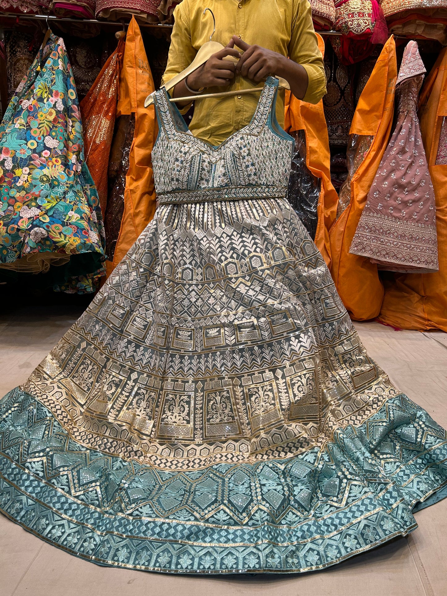 Lehenga elegante de color azul cielo 😍