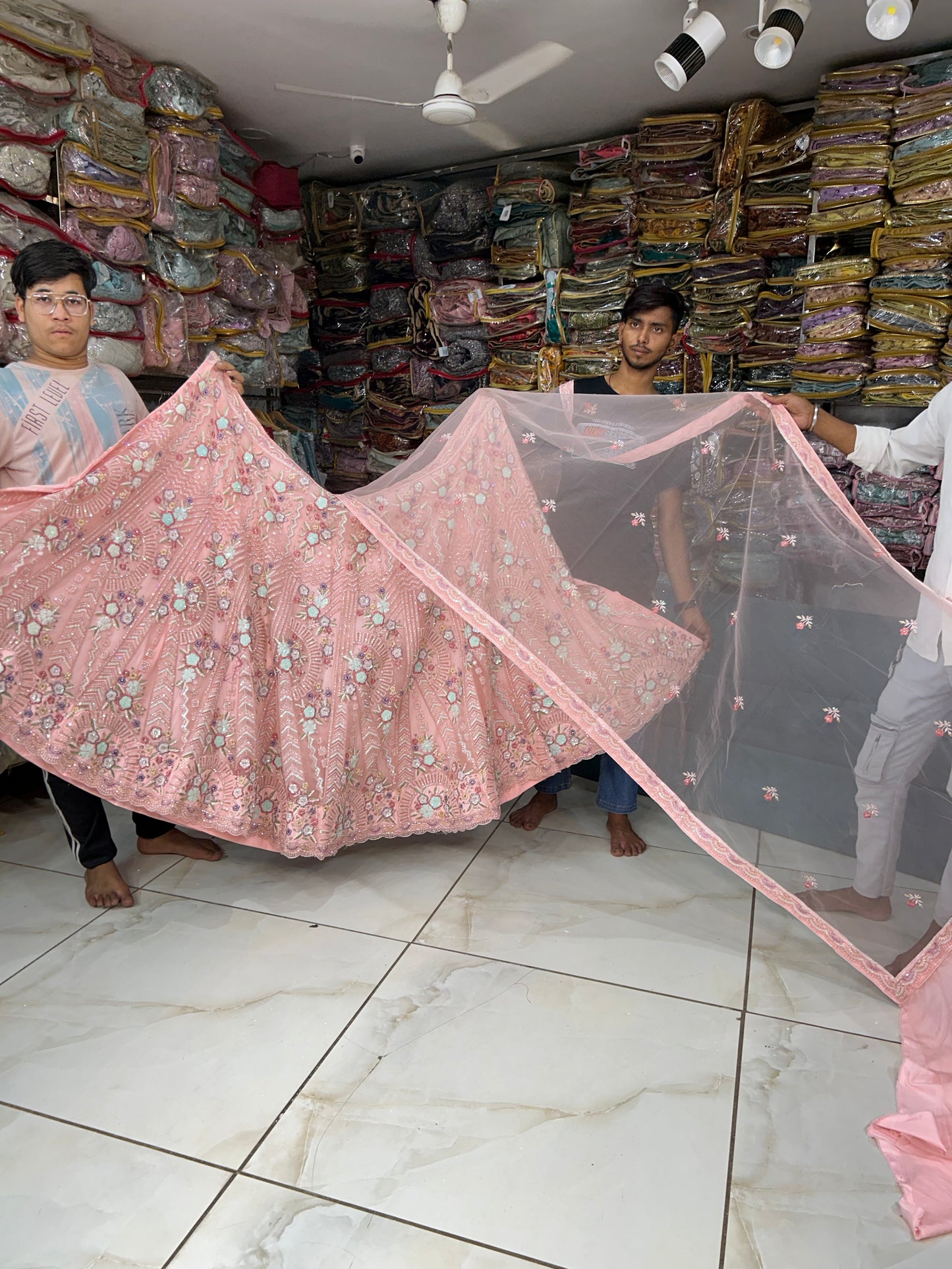 Fantástica lehenga rosa bebé 😍