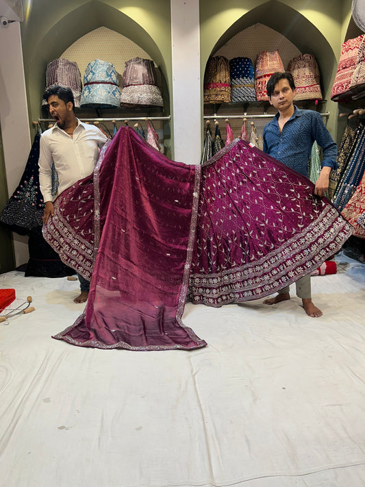 Fabulosa lehenga violeta morada para fiesta