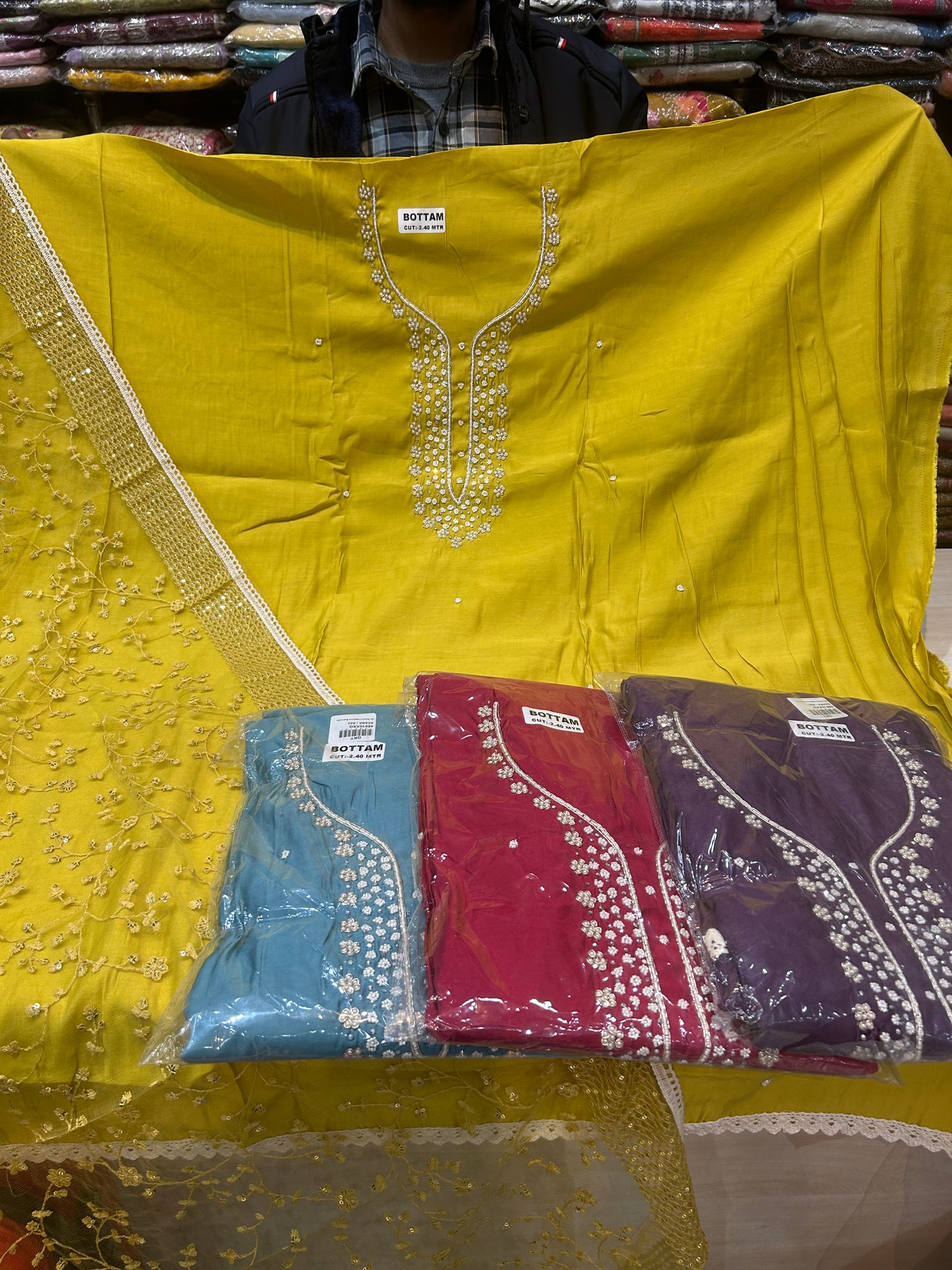 Impresionante material de vestido de traje salwar sin coser de mehendi haldi amarillo (talla única)