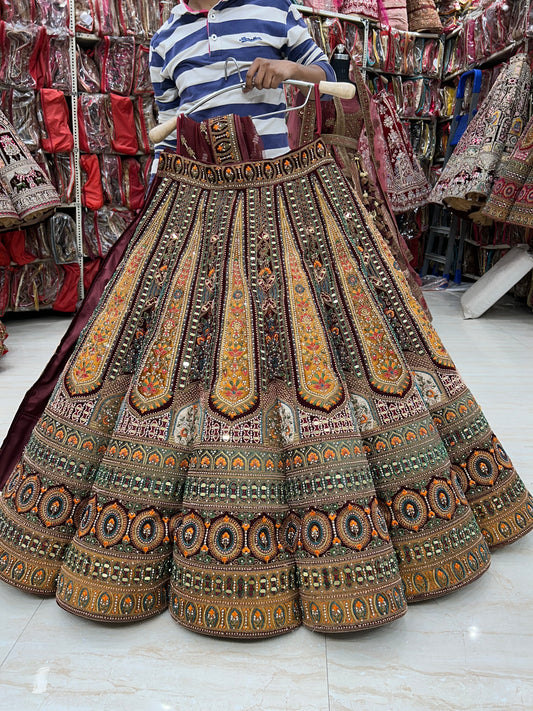 Magnífica lehenga color granate