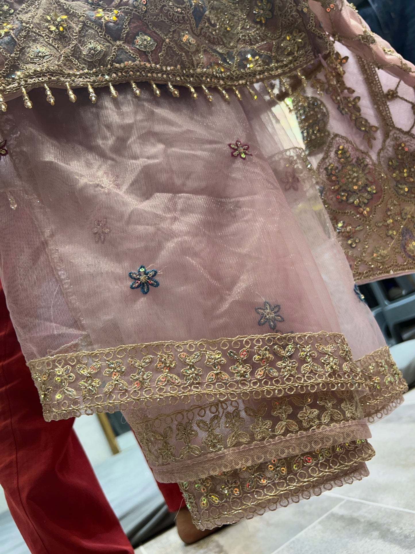 Linda lehenga rosa bebé