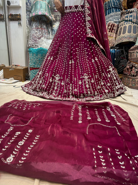 Tremendous Purple Violet Lehenga 💖