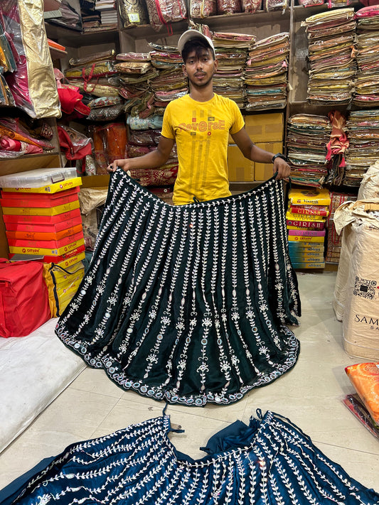 Lehenga PDP azul extraordinaria hecha a mano