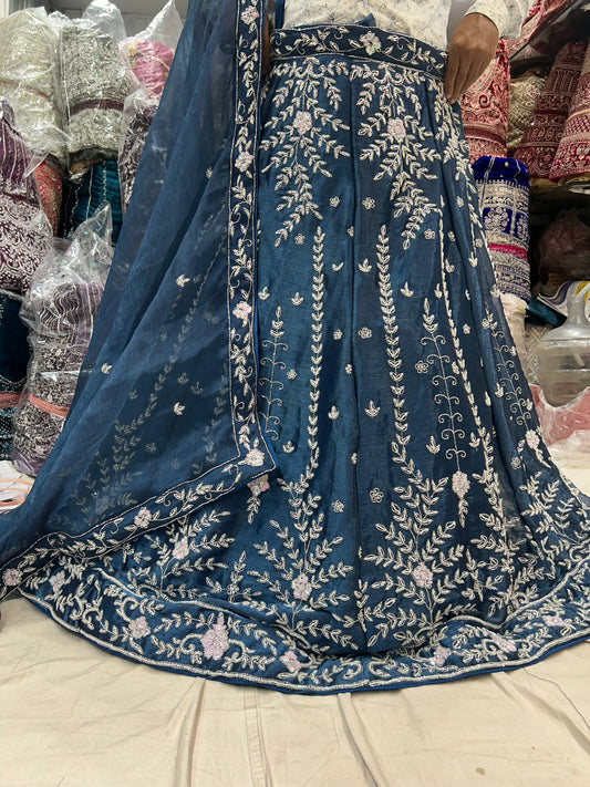 Impresionante lehenga azul