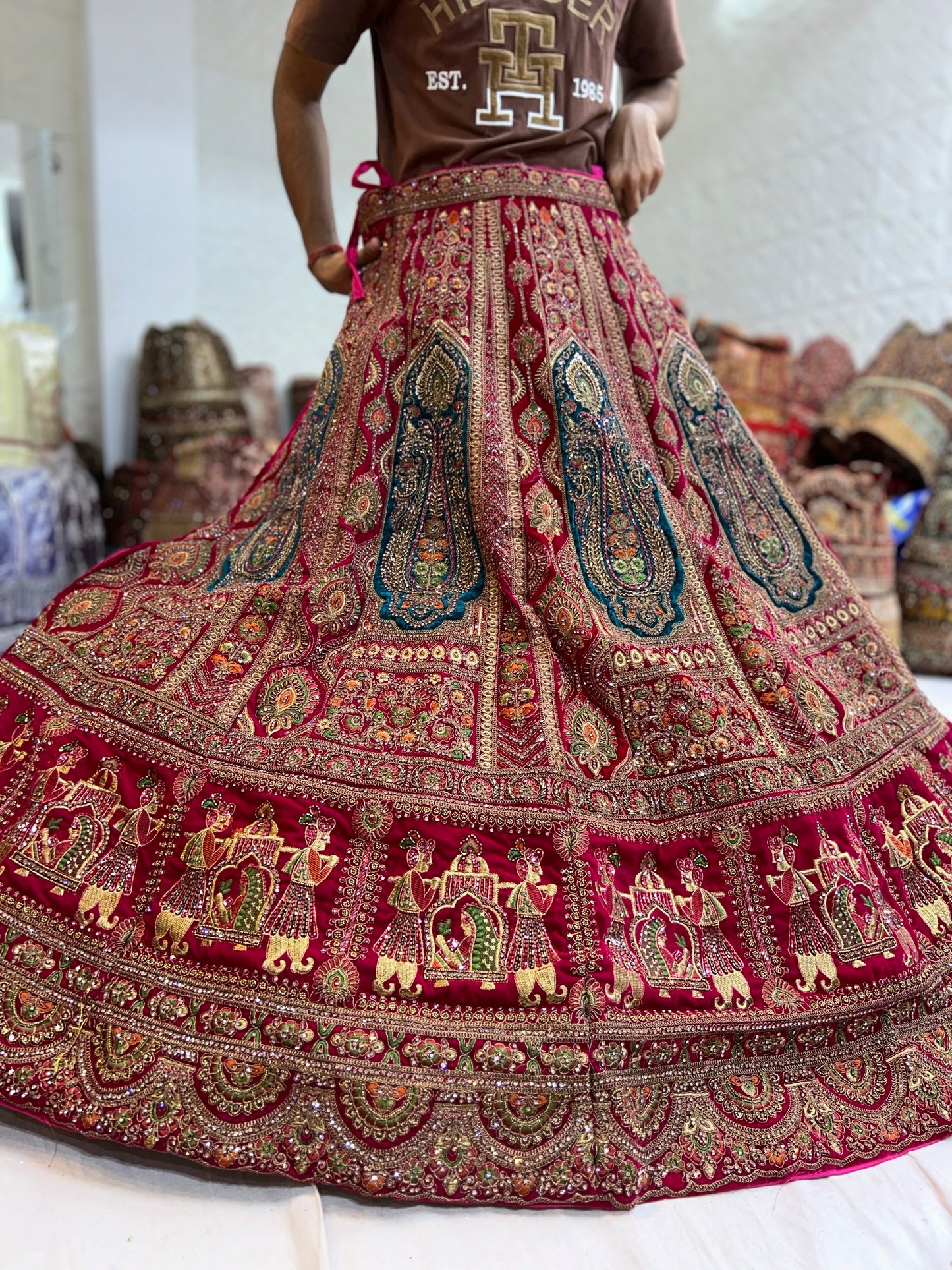 Majestic Hand Work doli barat bridal lehenga