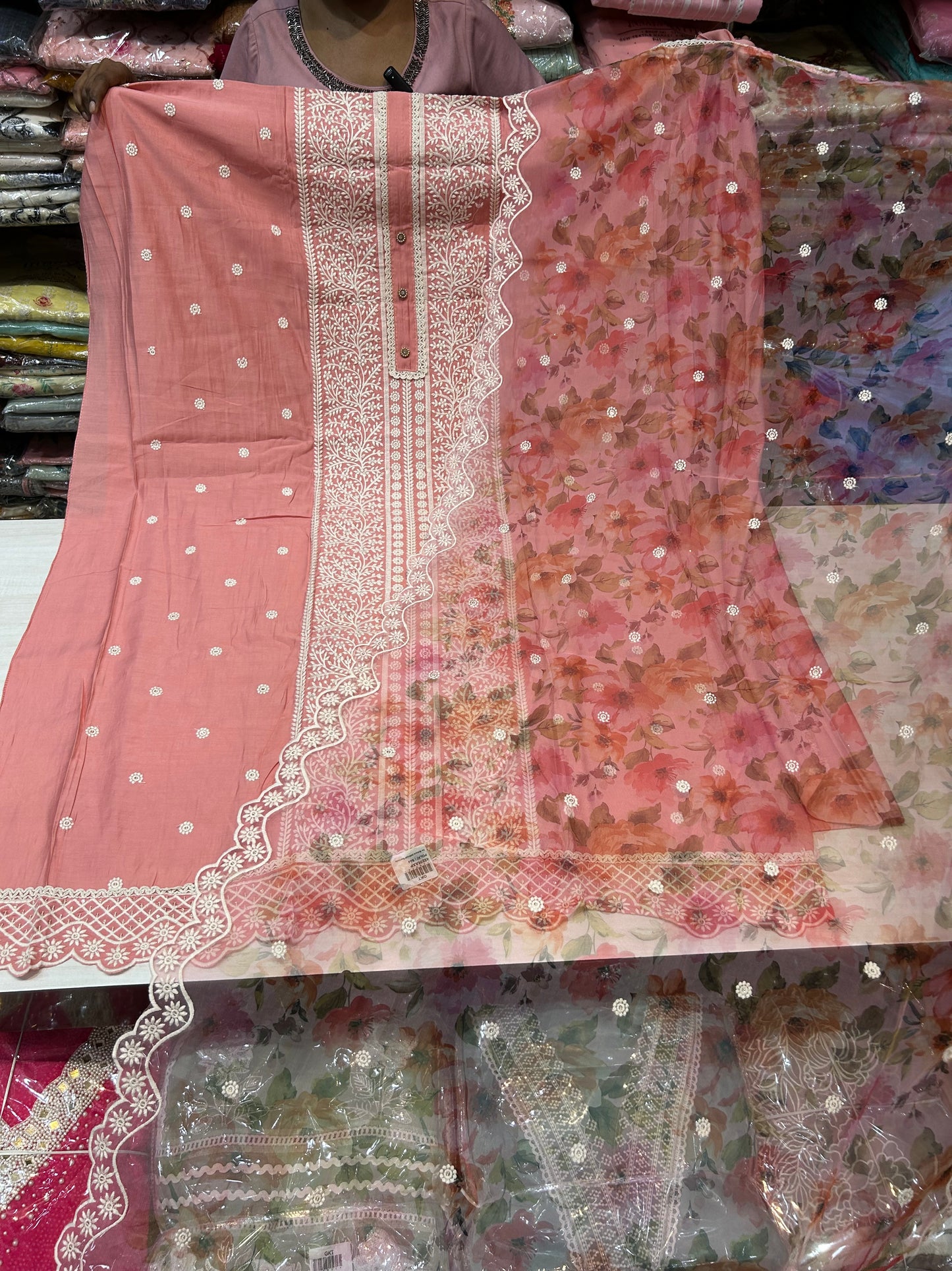 Beautiful pink Unstitched suit