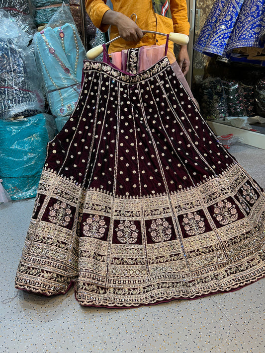 Fantástica lehenga granate