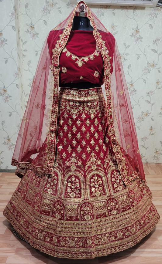 Lehenga nupcial roja elegante