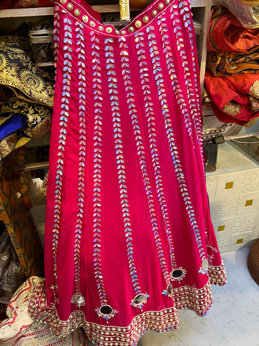 Impresionante lehenga roja