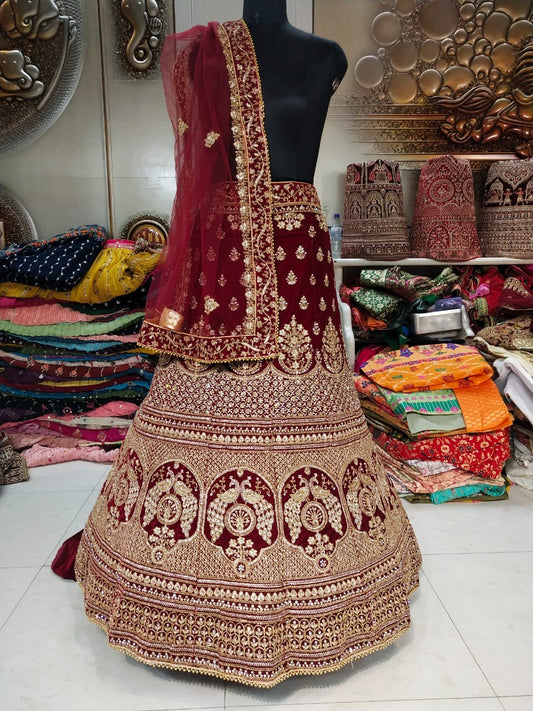 Increíble lehenga nupcial granate doli barat