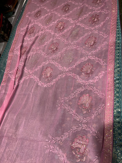 Tremendous baby pink saree