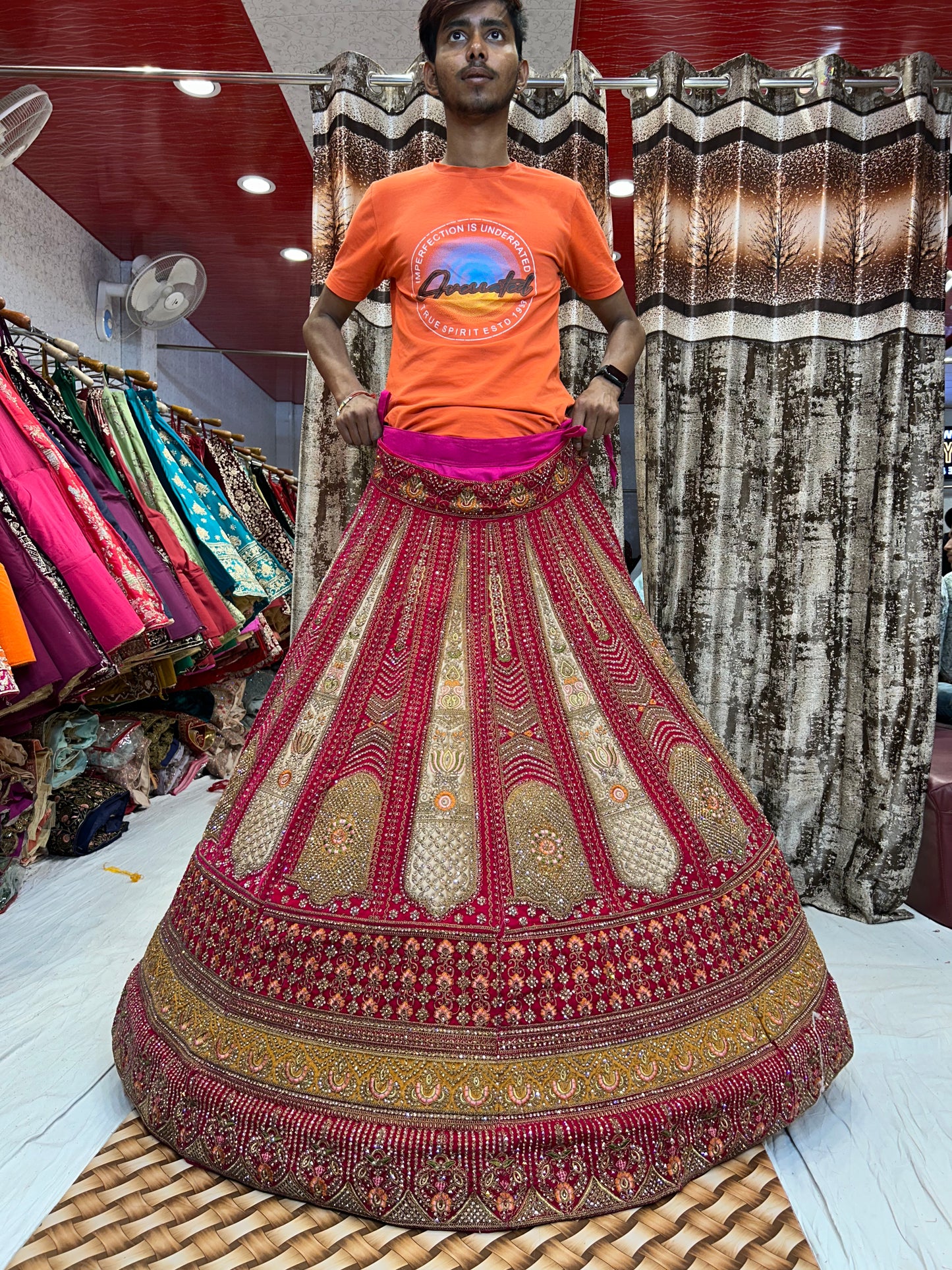 Lehenga rosa majestuosa