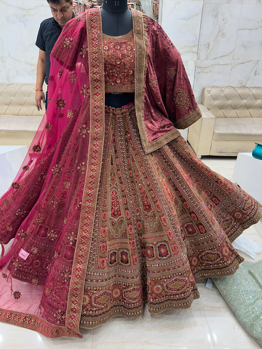 Impresionante lehenga dupatta doble roja