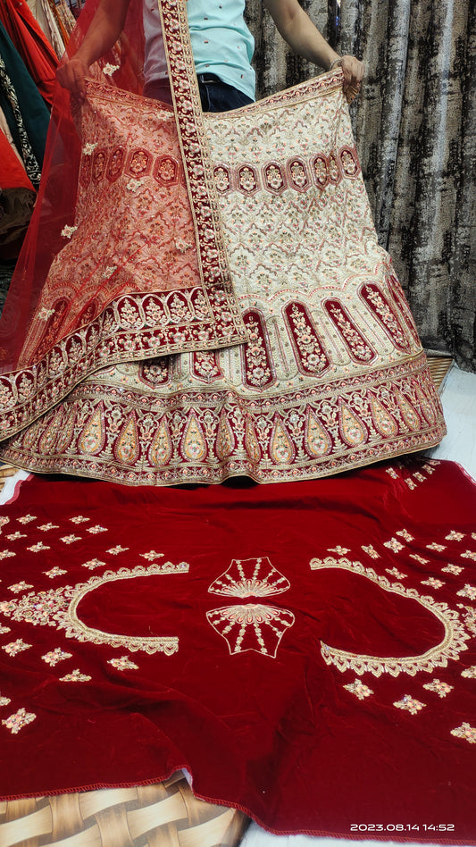 LEHENGA INCREÍBLE