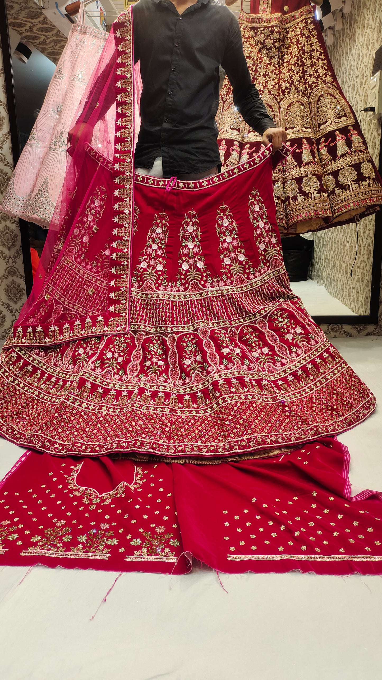 Amazing LEHENGA