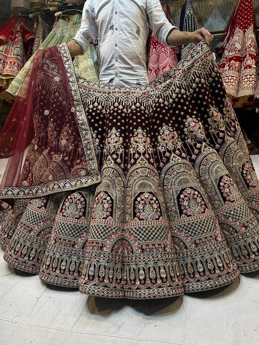 Hermosa lehenga de bola