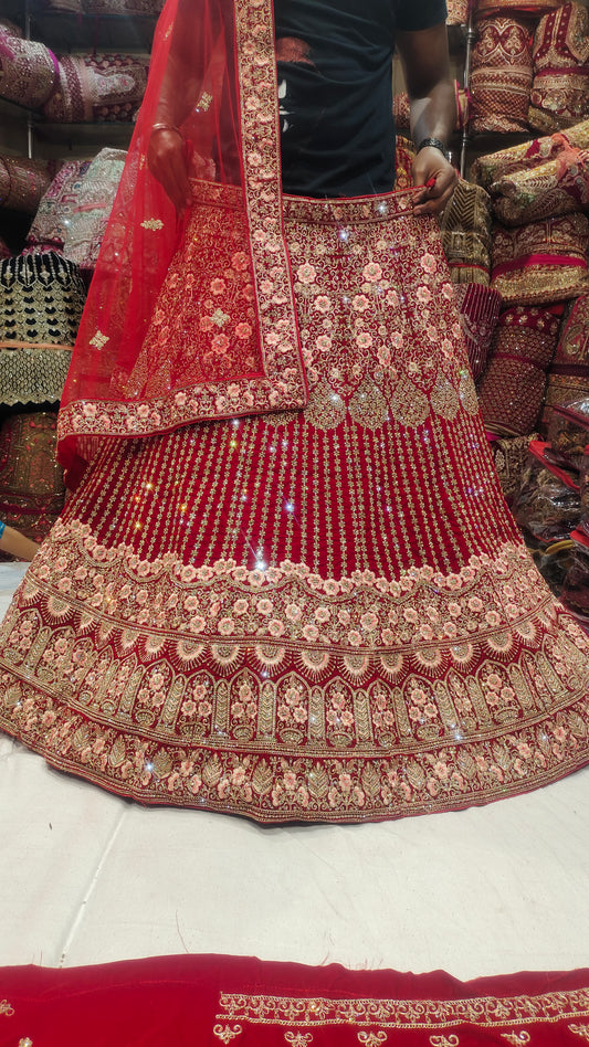 Lehenga nupcial elegante de color rojo