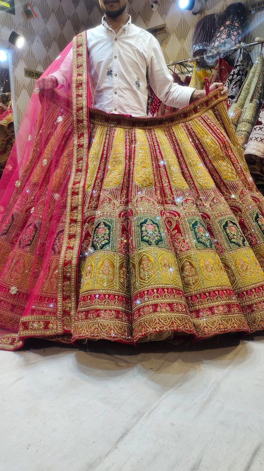 Lehenga con bola encantadora