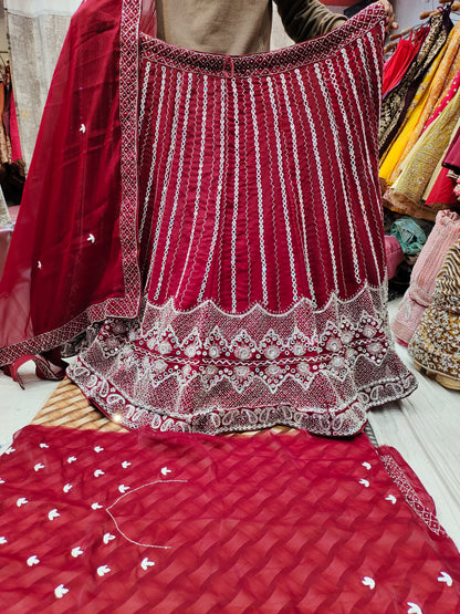 Impresionante lehenga roja