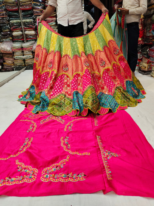 Preciosa lehenga verde rosa