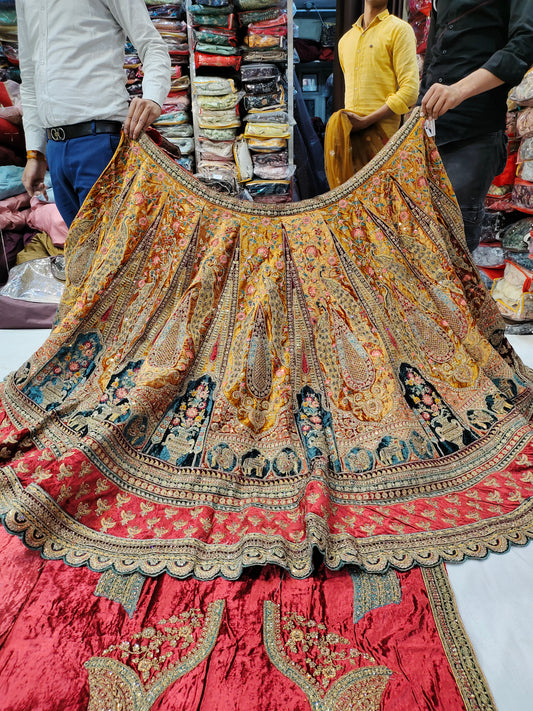 Fabulosa lehenga verde mostaza y amarilla de Rajwada