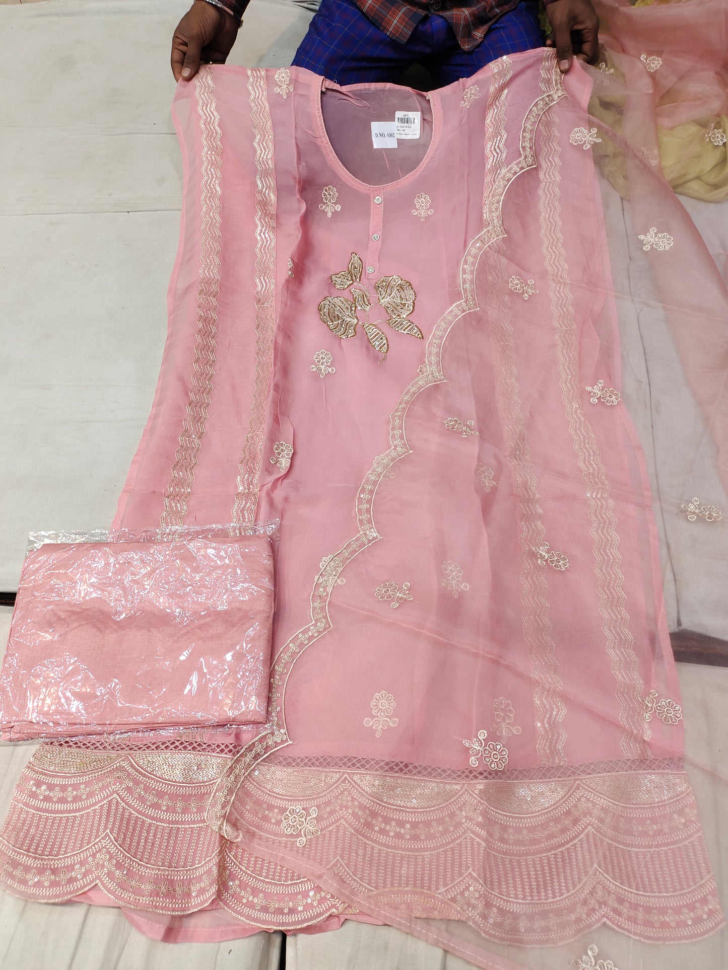 Fantástico material de vestido de traje Salwar sin coser en color rosa bebé (talla única)